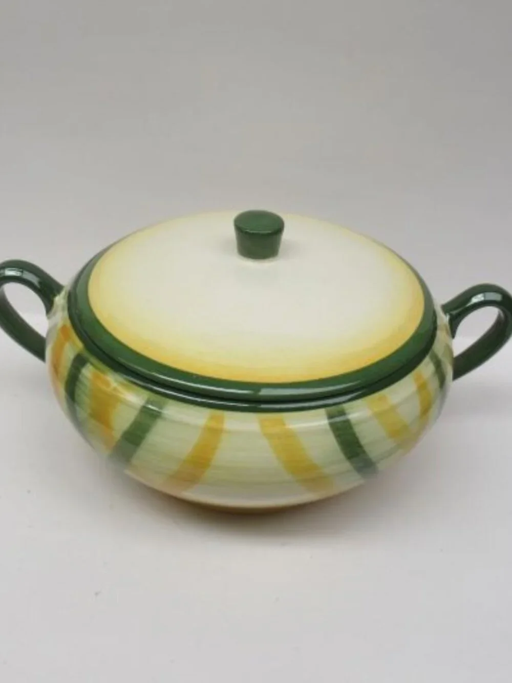 Metlox Vernonware GINGHAM 7 3/4 Inch Two-Handled Covered Serving Bowl U.S.A.